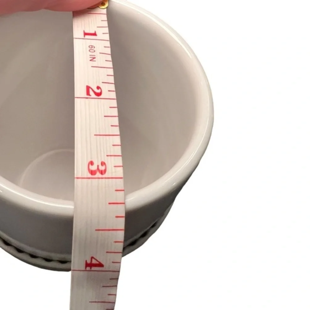 Pampered Chef Ceramic Egg Cooker with Silicone Sleeve - No‎ Lid